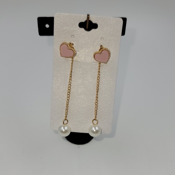 Pink Hearts and pearl dangling chain earrings with gold hardware - Picture 2 of 6